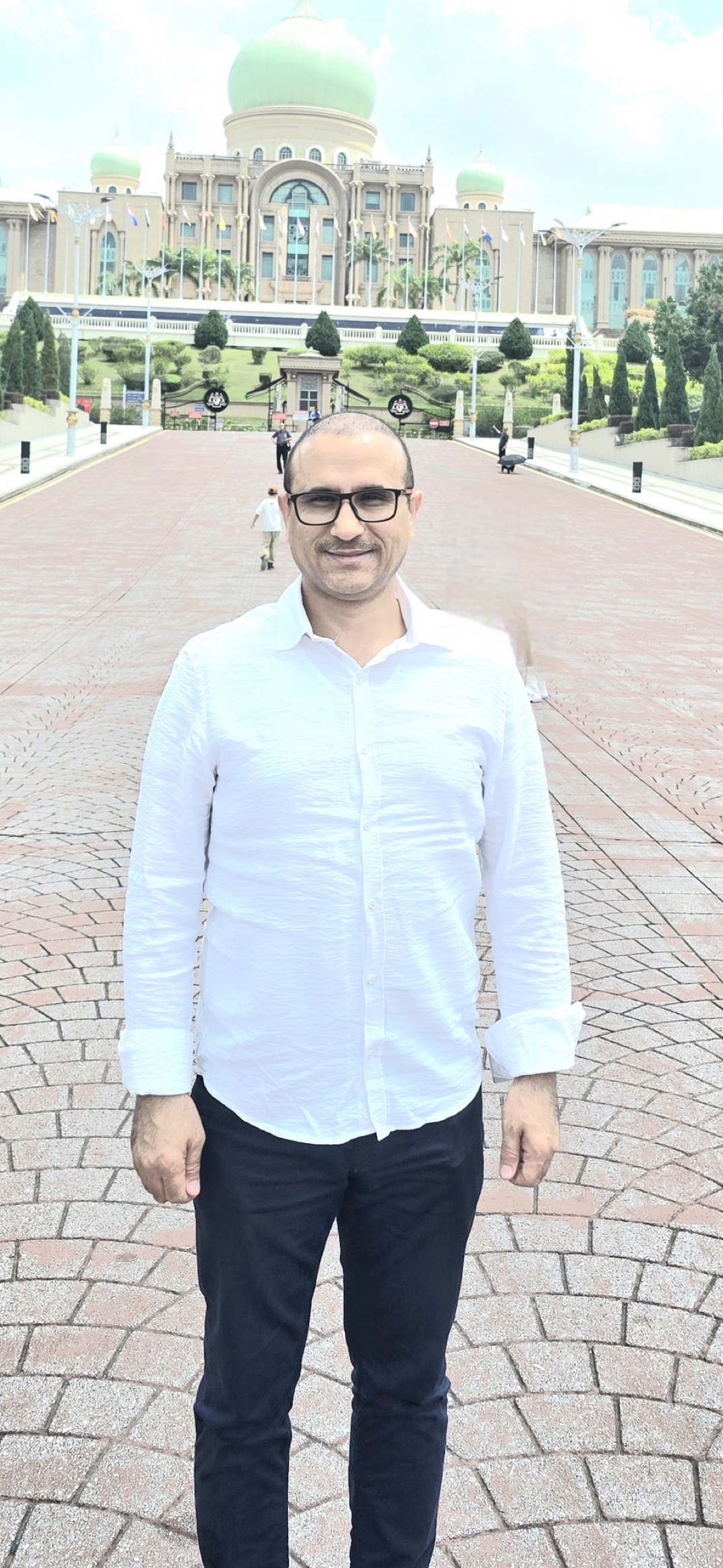 ماذا قال السفيرطواف حول زيارته لكوالالمبور؟