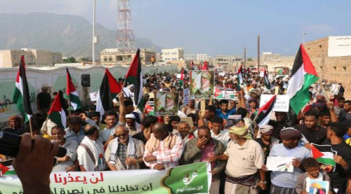 تضامناً مع غزة.. مظاهرة جماهيرية حاشدة في سقطرى تضامناً مع غزة