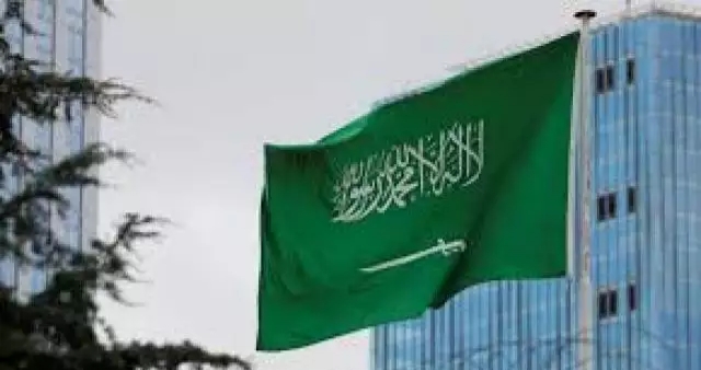 السعودية تعلن بدء استقبال الوافدين من مختلف دول العالم بعد توقف طويل