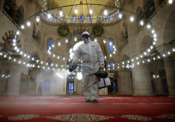 الصحة العالمية تحذر من التهاون خلال رمضان...وصعوبة بتحديد حجم الإصابات بفيروس كورونا في الموجة الثالثة