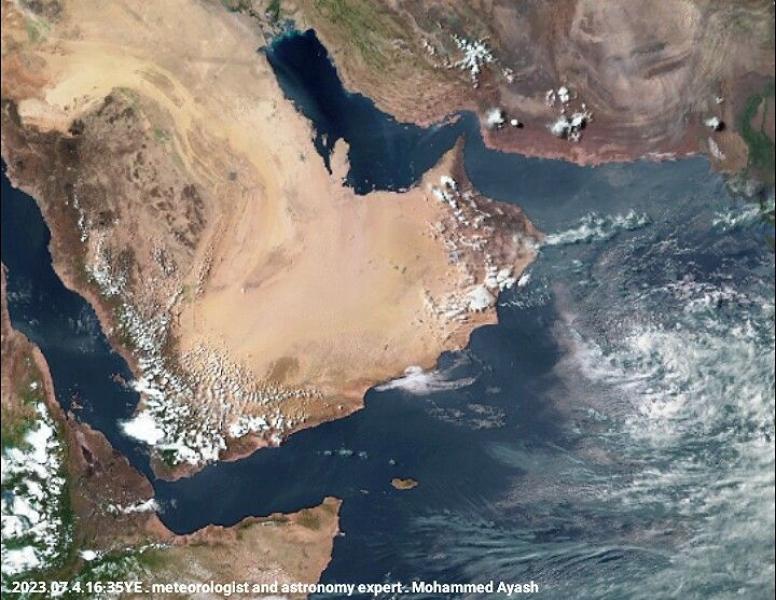خلال الساعات القادمة.. أمطار رعدية في 15 محافظة يمنية 