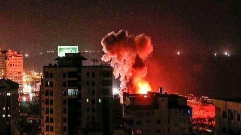 غارات جوية أمريكية تستهدف مواقع حيوية في صنعاء 
