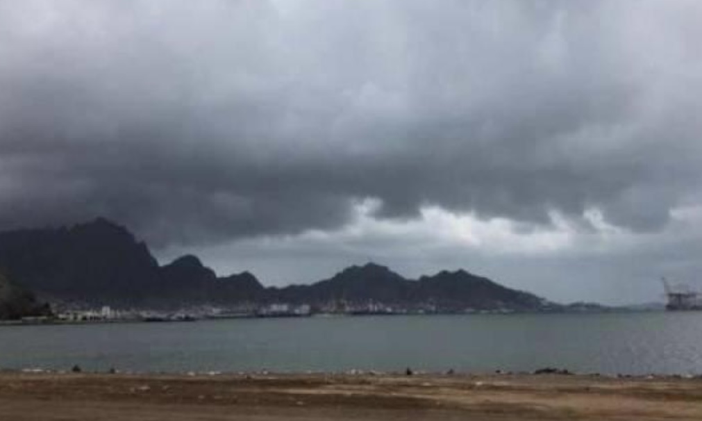 خلال الساعات القادمة..  منخفضاً جوياً يعم اليمن