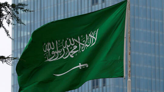 اختطفه الثعلب وكان أول أمين عام لـأوبك.. وفاة السعودي أحمد زكي يماني