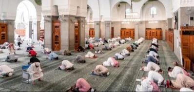عضو هيئة كبار العلماء في السعودية يعلق على قرار السلطات بإغلاق مكبرات الصوت أثناء الصلاة في المساجد