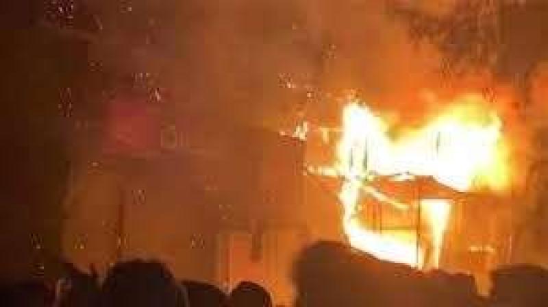 حريق يلتهم 20 منزلاً لمواطنين في مديرية بيت الفقيه بمحافظة الحديدة