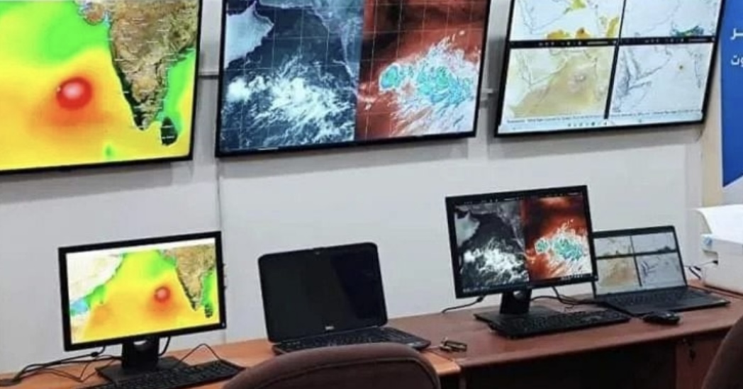 التحذر من استمرار الأمطار الرعدية الغزيرة والرياح الشديدة في بعض المناطق اليمنية