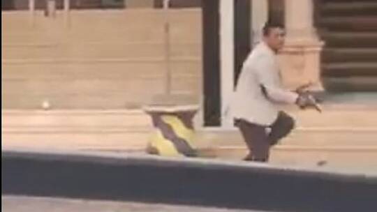 الأمن يلقي القبض على مواطن يطلق النار على المواطنين بسبب زوجته