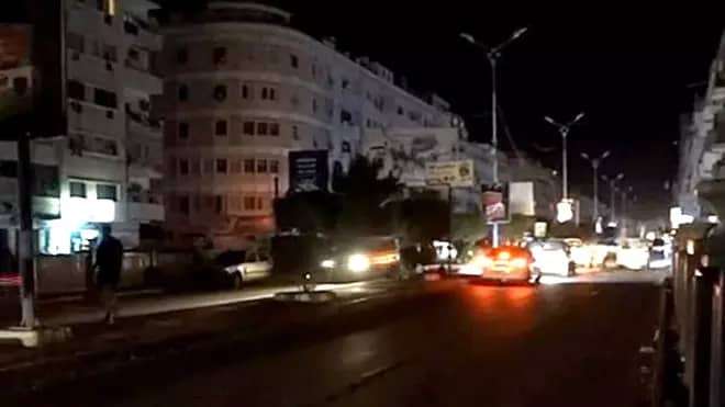 عدن.. تدهور في تشغيل الكهرباء وارتفاع بساعات الانطفاءات