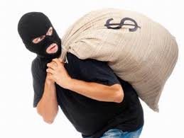 أحيانا من يدعي الوطنية والشرف يكون هو اللص الحقيقي!! قصة تحكي واقعنا